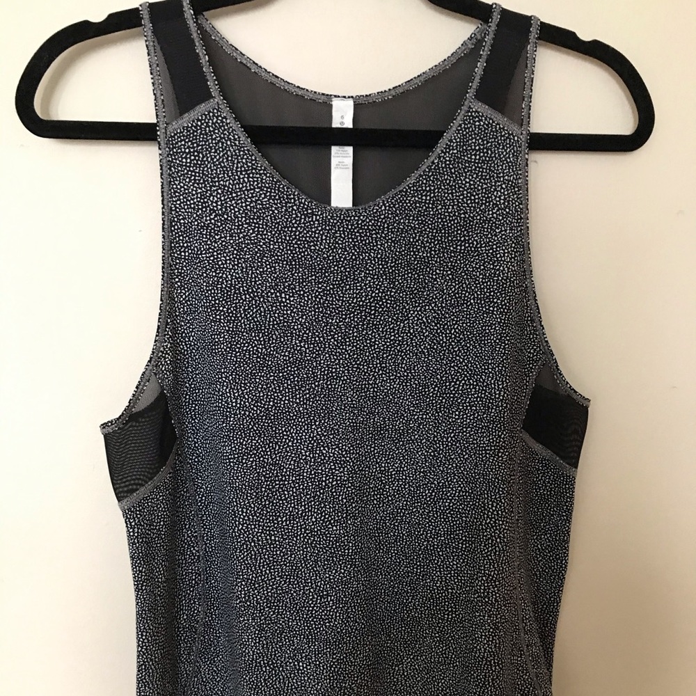 Lululemon yoga tank